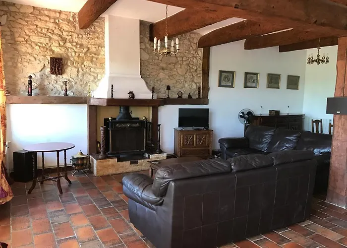 Domaine De Favette * Coursan