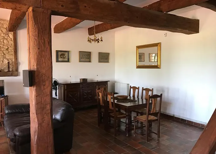 Domaine De Favette